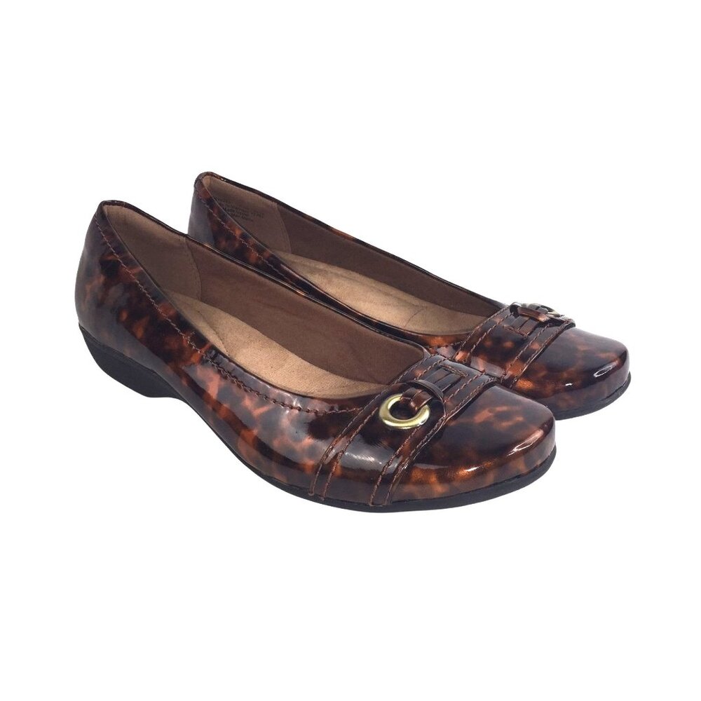 Clarks Womens Propose Spire Brown Glossy Flats US sz 8.5 NEW with Box